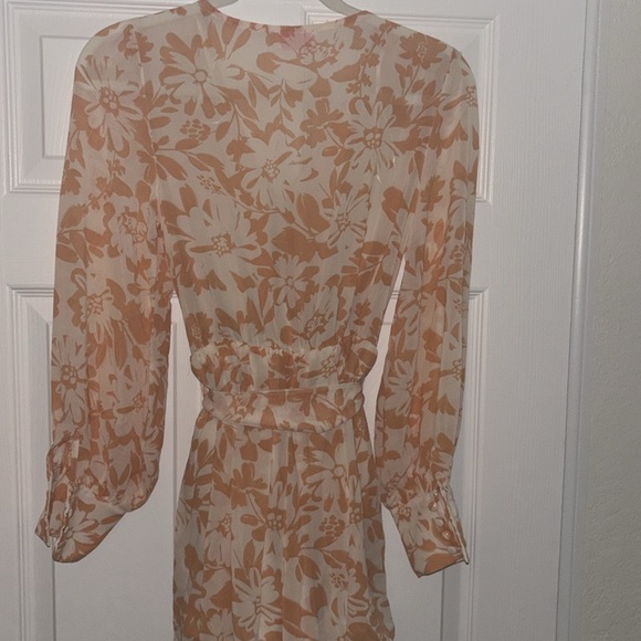 Pink Lilly romper - Picture 4 of 4